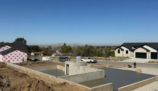 Hillside House Slab Foundation near Porterville, photo 1