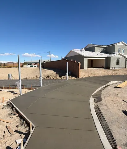 New-Construction Driveways and Sidewalk in Tulare
