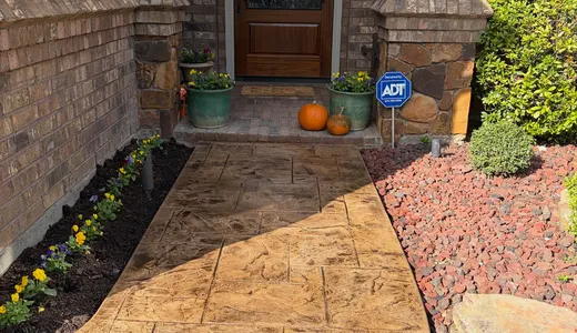 Stamped Ashlar Entry Courtyard in Tulare, photo 4
