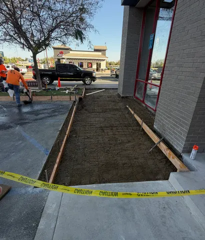 Storefront Sidewalk and Entry Slabs in Visalia